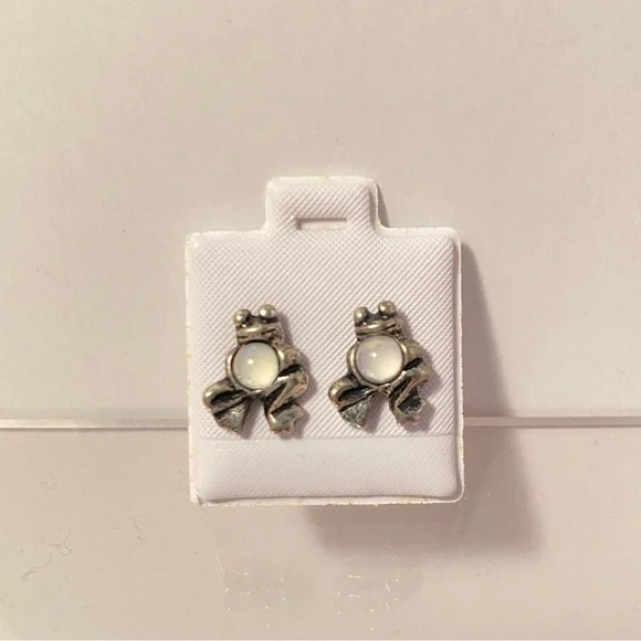 Turtle/ Frog Stud Pierced Earrings - Picture 4 of 5